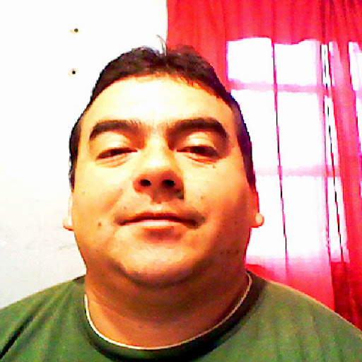 Rodrigo Quezada Photo 26