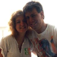 Lori Bates Photo 26