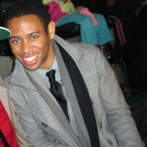 Eric Perry Photo 19