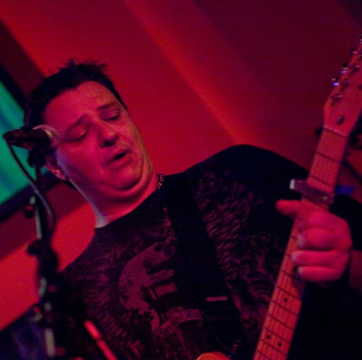 Kevin Strange Photo 10