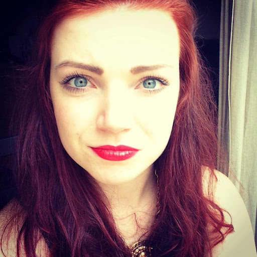 Julia Blake Photo 21