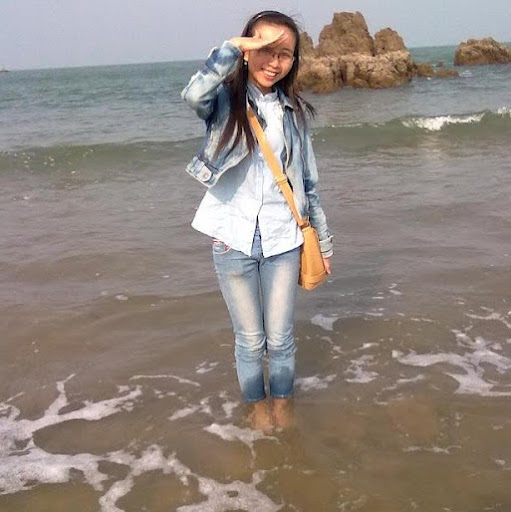 Hang Trinh Photo 27