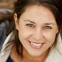 Melanie Miles Photo 28