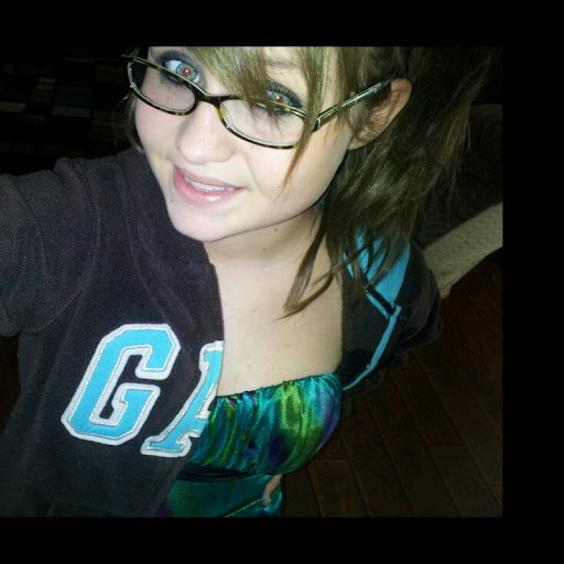 Haley Stephens Photo 27