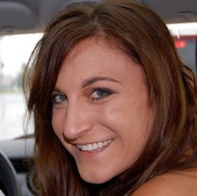 Holly Kelley Photo 34