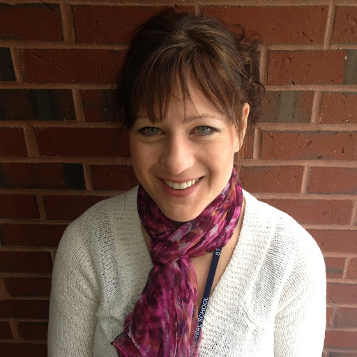 Jennifer Hackett Photo 31