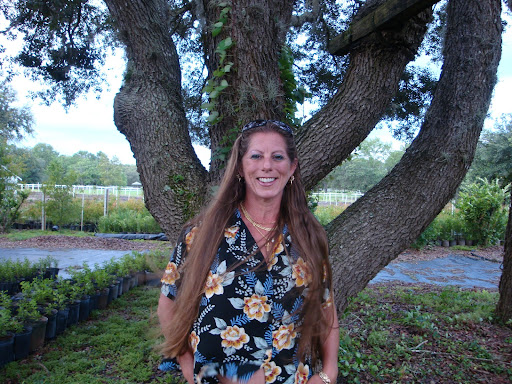 Nina Lewis Photo 29