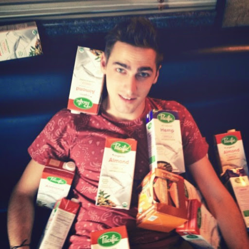 Kendall Schmidt Photo 5