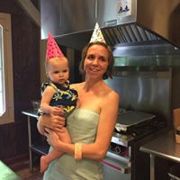 Sarah Hutchison Photo 24