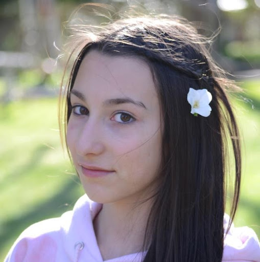 Michele Coyle Photo 4