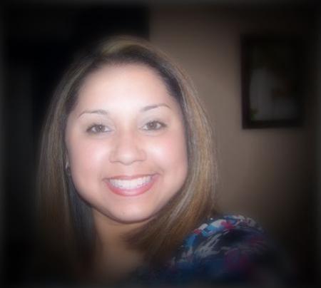 Cynthia Lopez Photo 4
