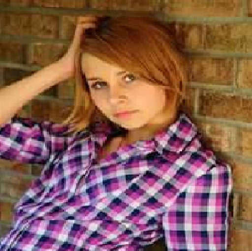 Heather Crow Photo 27
