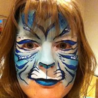 Emma Hirsh Photo 3