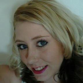 Alicia Corbett Photo 33