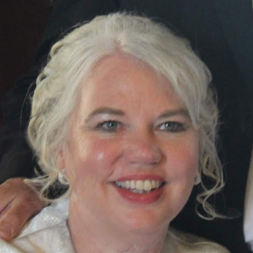 Julie Cromwell Photo 24