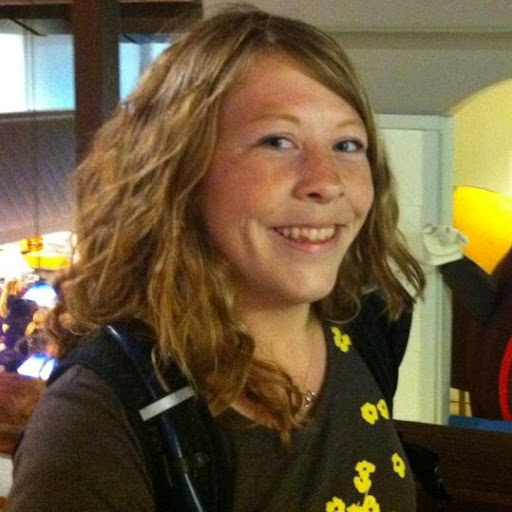 Amy Lambert Photo 18