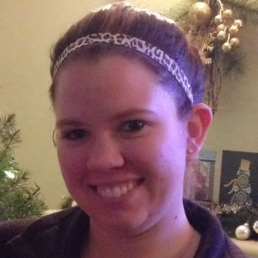 Kristen Lavallee Photo 16