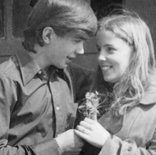Bonnie Walker Photo 25