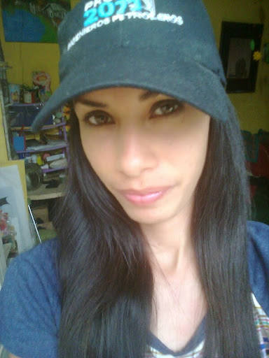 Geraldine Perez Photo 38