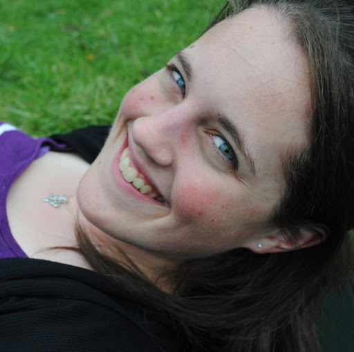 Samantha Miller Photo 47
