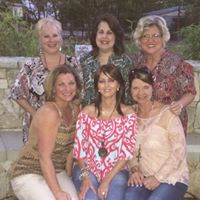 Lori Robbins Photo 14