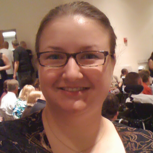 Anne Frost Photo 12