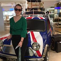 Elizabeth Bromley Photo 10