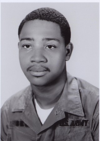 Eddie Bell Photo 34