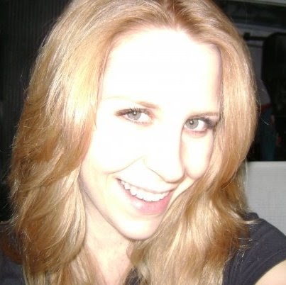 Rachel Wallace Photo 13