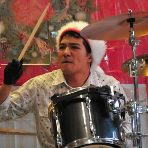 Gregory Garcia Photo 40