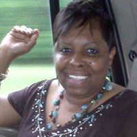 Linda Higgins Photo 21