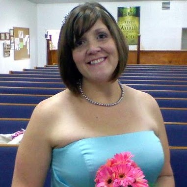 Kelly Baker Photo 43
