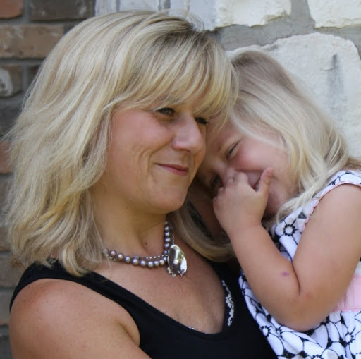 Lisa Pomeroy Photo 17