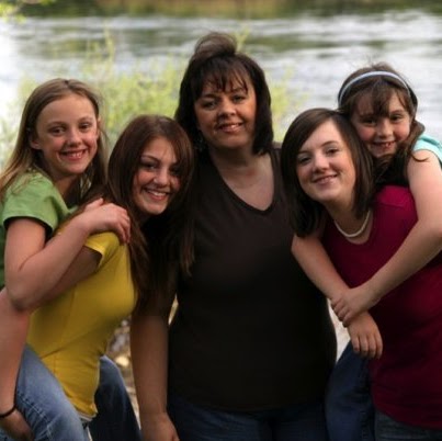 Connie Gordon Photo 32