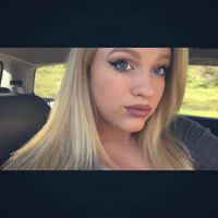 Nicole Richards Photo 18