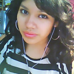 Janet Reyes Photo 24