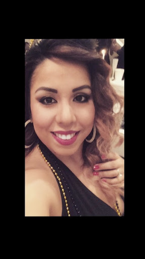April Lopez Photo 18
