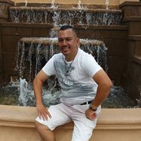Robin Torres Photo 7