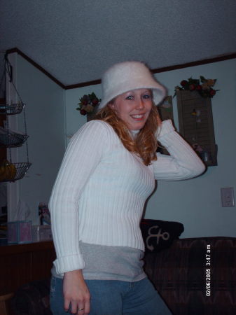 Tanya Hill Photo 22