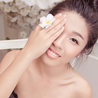 Anna Ngo Photo 31