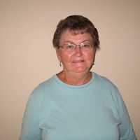 Janet Cunningham Photo 34