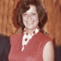 Mary Cromwell Photo 27