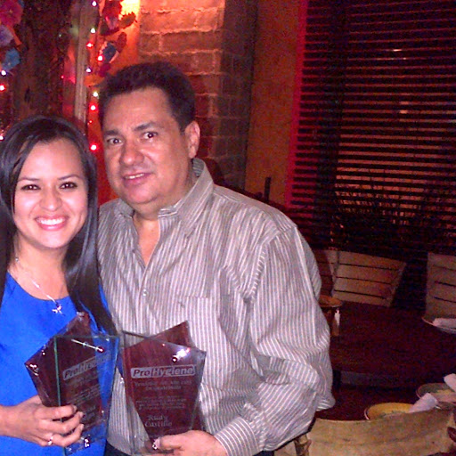 Rudy Castillo Photo 19