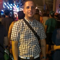 Michael Robles Photo 29
