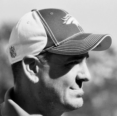 Christopher Newell Photo 28