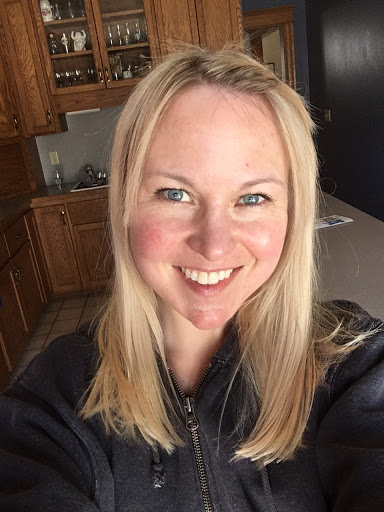 Jennifer Halstead Photo 35