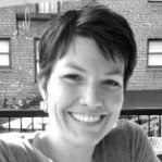 Jennifer Storey Photo 8