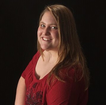 Kayla Bowles Photo 6