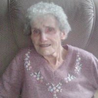 Minnie Warren Photo 16