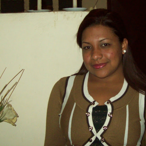 Gloria Gomez Photo 43